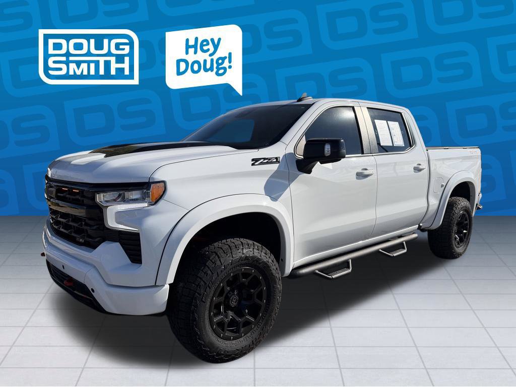 Used 2024 Chevrolet Silverado 1500 LT Trail Boss w/ LT Trail Boss Premium Package AWD/4WD image 1