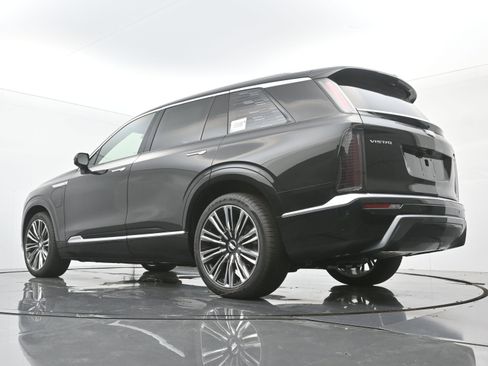 New 2026 Cadillac Vistiq Premium Luxury w/ LPO, Floor Liner Package image 17