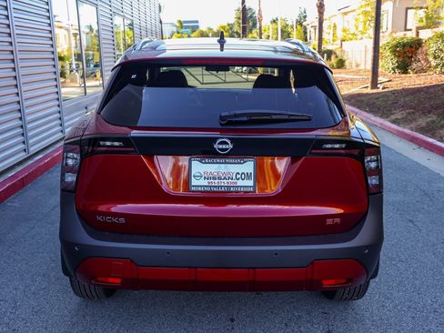 New 2026 Nissan Kicks SR image 5