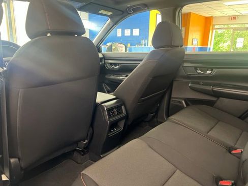 Used 2024 Honda CR-V Sport image 16