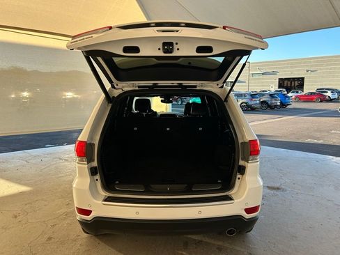 Used 2019 Jeep Grand Cherokee Limited image 8
