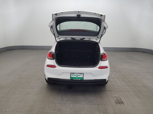 Used 2018 Hyundai Elantra GT w/ Style Package 02 FWD image 29