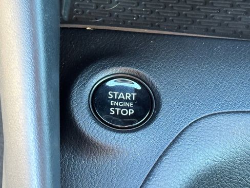 Certified 2024 Nissan Z Performance w/ Floor Mat Package image 25