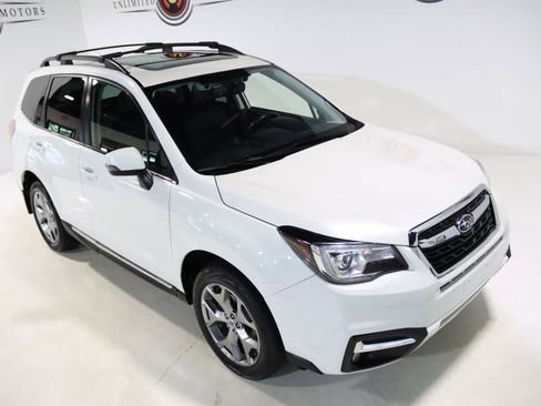 Used 2018 Subaru Forester 2.5i Touring w/ Popular Package #3B AWD/4WD image 21