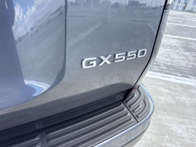 Used 2024 Lexus GX 550 w/ Cold Area Package AWD/4WD image 26