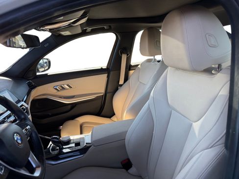 Used 2019 BMW 330i Sedan w/ Driving Assistance Package image 10