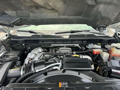 Used 2022 Chevrolet Silverado 3500 LT w/ Convenience Package AWD/4WD image 20