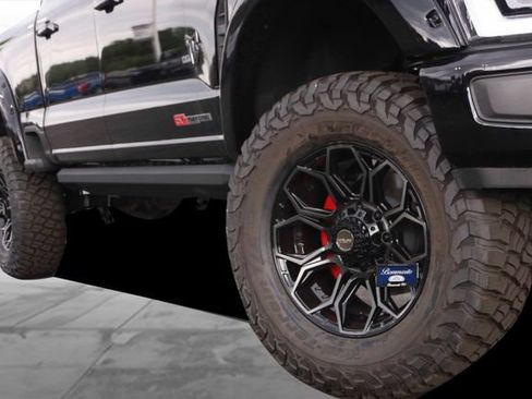 New 2026 Ford F250 Lariat w/ Black Appearance Package AWD/4WD image 3