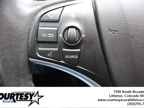 Used 2017 Acura MDX SH-AWD image 11