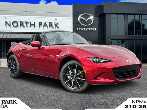 New 2026 MAZDA MX-5 Miata Grand Touring RWD image 1
