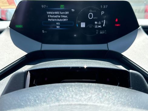 New 2025 Toyota Prius Plug-In Hybrid image 26