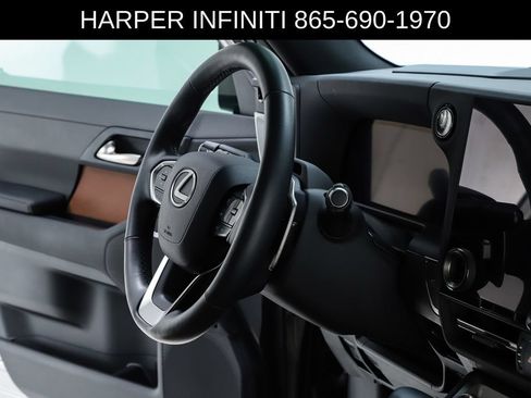Used 2024 Lexus GX 550 w/ Accessory Package (2T) AWD/4WD image 74
