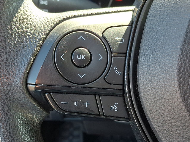 Used 2021 Toyota Corolla LE FWD image 20