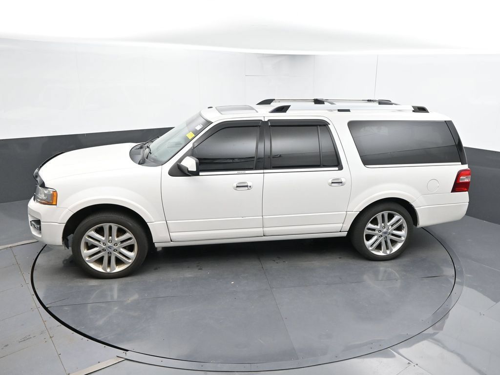 Used 2015 Ford Expedition EL Limited w/ Equipment Group 301A AWD/4WD image 17