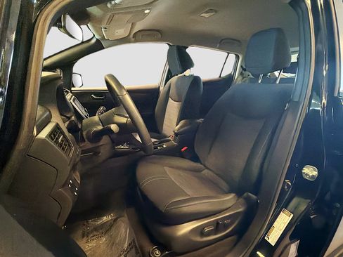 Used 2025 Nissan Leaf SV Plus FWD image 13