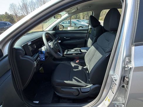 New 2026 Hyundai Tucson Blue SE image 9