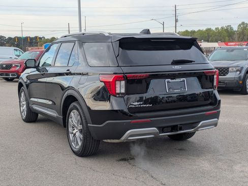 New 2026 Ford Explorer Platinum image 6
