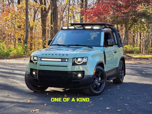 Used 2023 Land Rover Defender 110 75th Limited Edition image 1