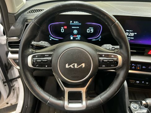 Used 2023 Kia Sportage EX FWD image 14