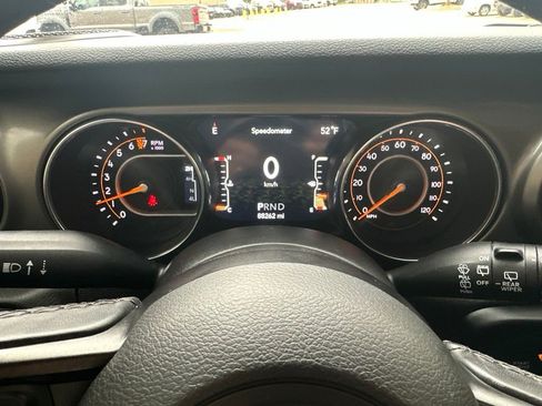 Used 2019 Jeep Wrangler Unlimited Sport S AWD/4WD image 2