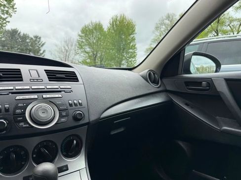 Used 2010 MAZDA MAZDA3 i Sport FWD image 10