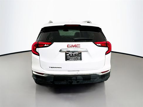 Used 2021 GMC Terrain SLT image 6