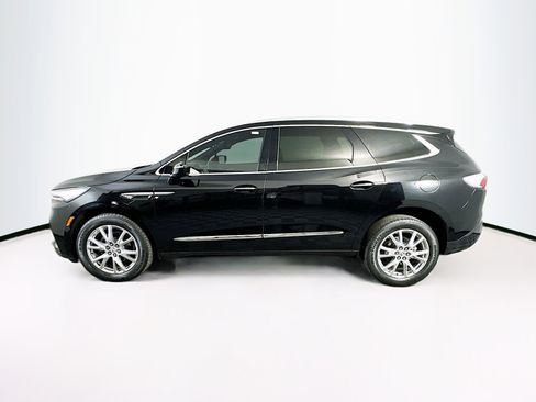 Used 2024 Buick Enclave Essence w/ Experience Buick Package image 4