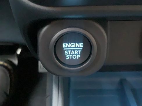 New 2025 Ford Maverick XLT w/ XLT Luxury Package image 18