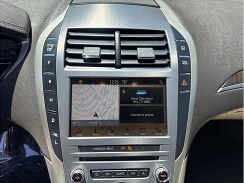 Used 2017 Lincoln MKZ Select w/ Select Plus Package FWD image 31
