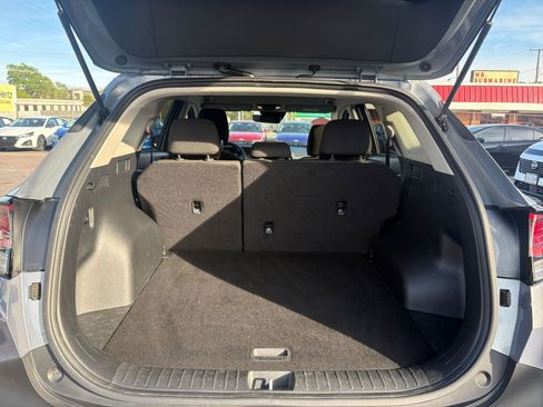 Used 2025 Kia Sportage LX image 30