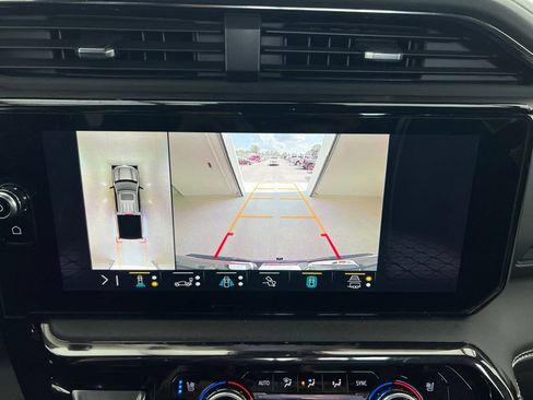 Used 2023 GMC Sierra 1500 AT4X AWD/4WD image 14