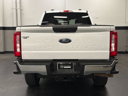 Used 2023 Ford F250 XLT AWD/4WD image 11