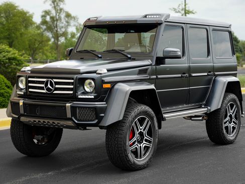 Used 2017 Mercedes-Benz G 550 Squared image 7