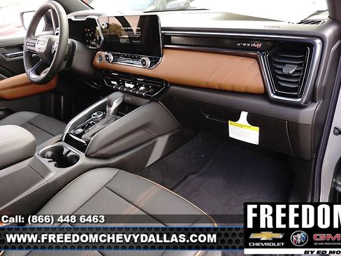 New 2026 GMC Canyon AT4 image 12