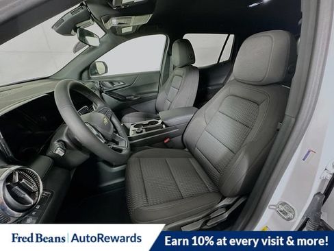 New 2026 Chevrolet Equinox LT FWD image 17
