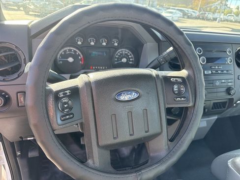 Used 2016 Ford F250 XL w/ XL Value Package image 12