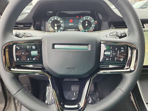 Certified 2026 Land Rover Range Rover Evoque S AWD/4WD image 18