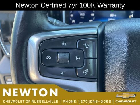 Used 2025 Chevrolet Silverado 1500 LT AWD/4WD image 16