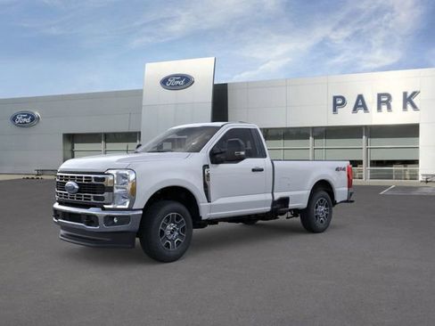 New 2025 Ford F350 XLT image 1