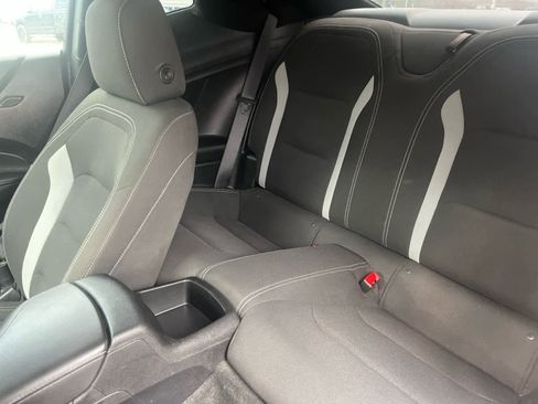 Used 2020 Chevrolet Camaro LT image 15