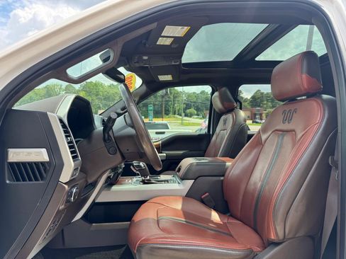 Used 2018 Ford F150 King Ranch w/ Equipment Group 601A Luxury AWD/4WD image 13
