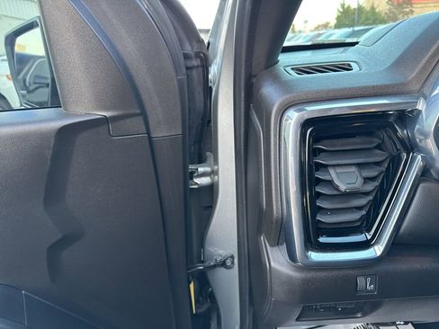 New 2025 GMC Canyon Elevation w/ Convenience Package image 15