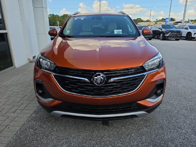 Used 2022 Buick Encore GX Select w/ Advanced Technology Package FWD image 2