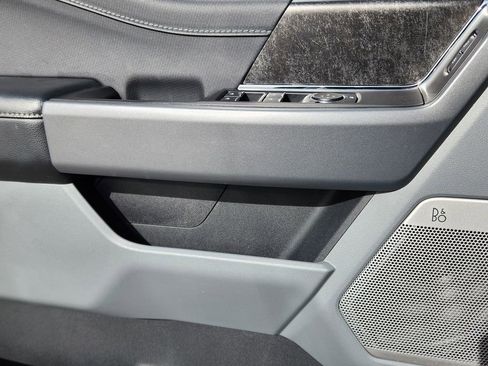 Used 2024 Ford F150 Lightning Flash image 8