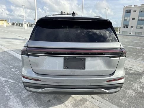 Used 2024 Lincoln Nautilus Reserve w/ Jet Appearance Package (87T) image 23