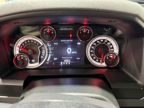 Used 2018 RAM 1500 Big Horn AWD/4WD image 29