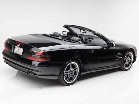 Used 2005 Mercedes-Benz SL 65 AMG image 3
