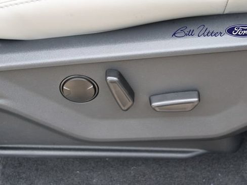 New 2026 Ford Expedition Active RWD image 8
