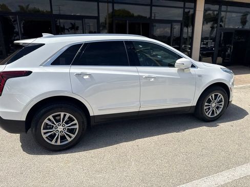 Used 2023 Cadillac XT5 Premium Luxury AWD/4WD image 13