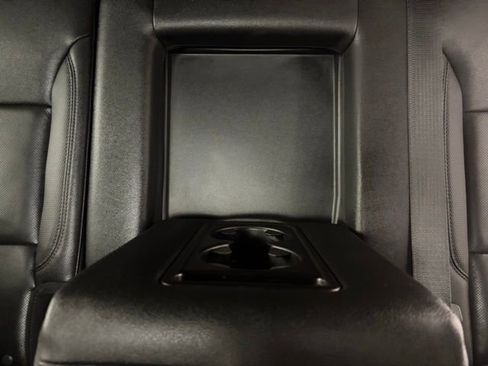 Used 2021 Chevrolet Tahoe RST RWD image 21